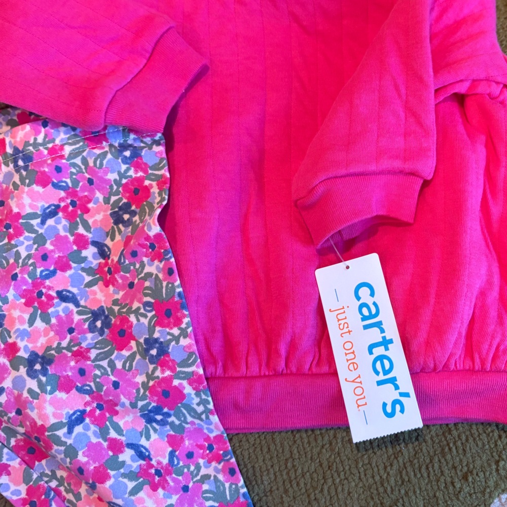 NWT Carter’s Fuchsia Top & Matching Floral Leggings Set Size 6M - Picture 2 of 4